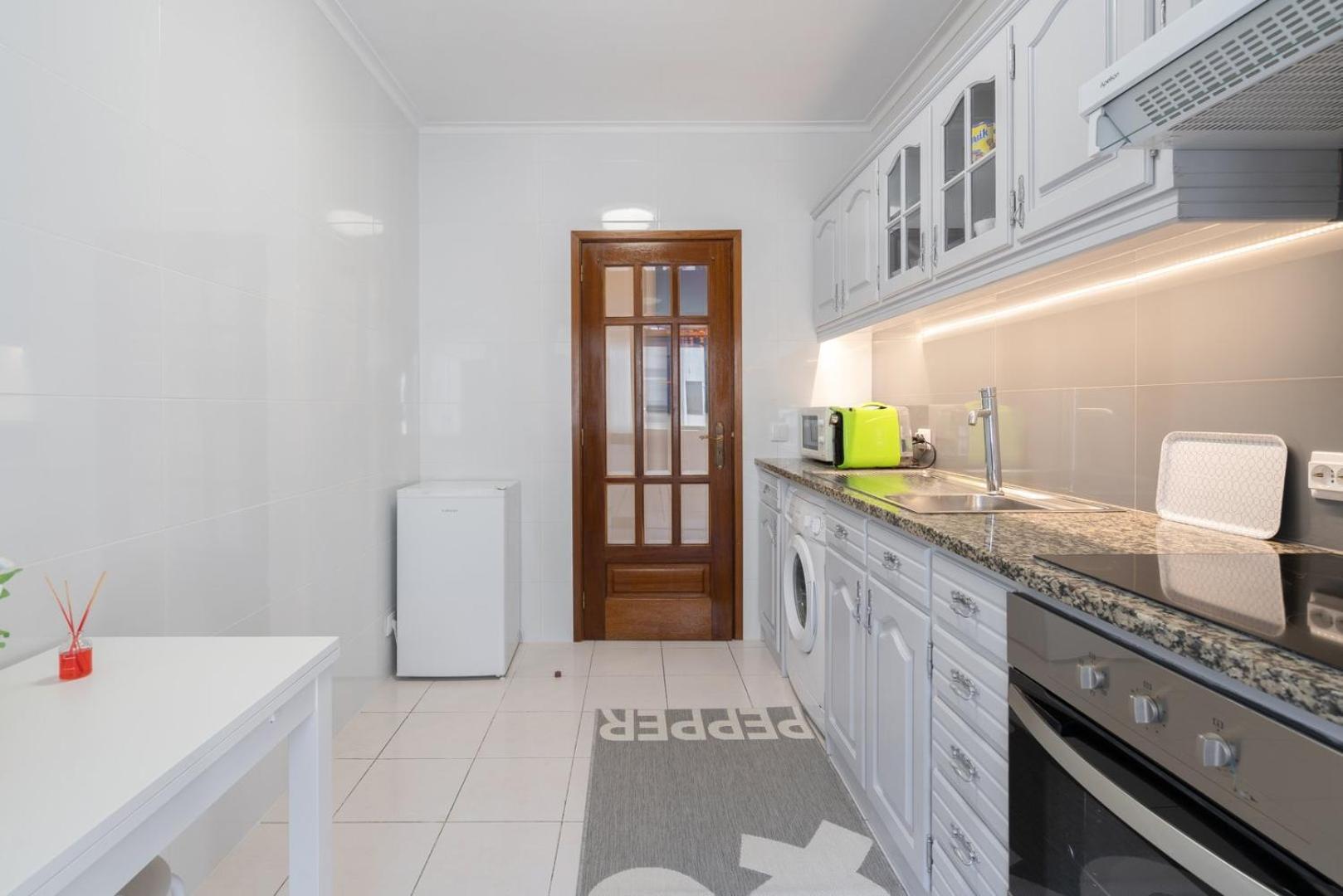 Guestready - Modern 2Br Flat In Vila Nova De Gaia ปอร์โต ภายนอก รูปภาพ